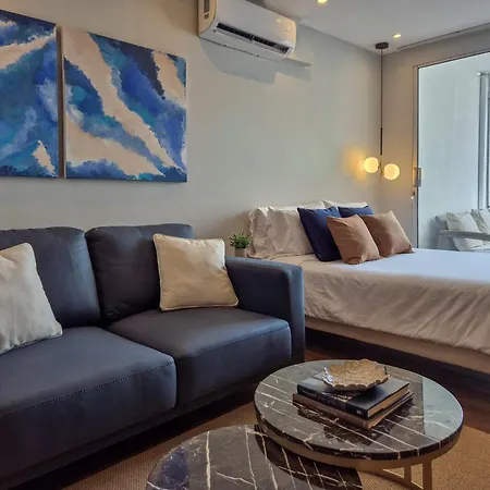 Moderna Con Balcón A Pasos De La Playa Apartamento *