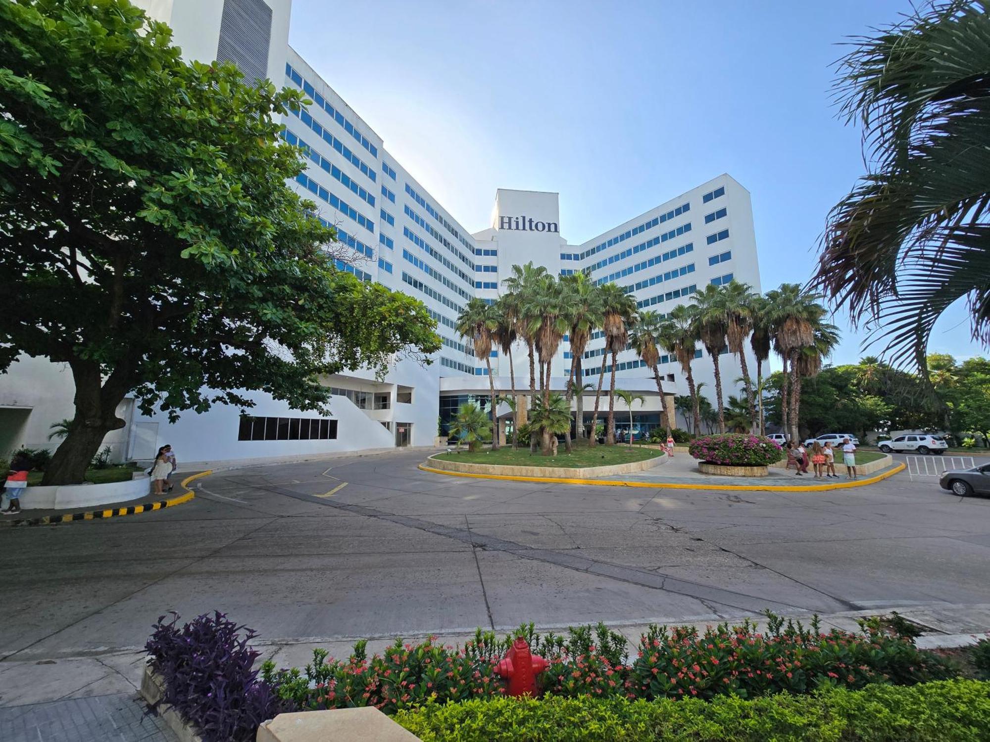 Moderna Con Balcon A Pasos De La Playa *