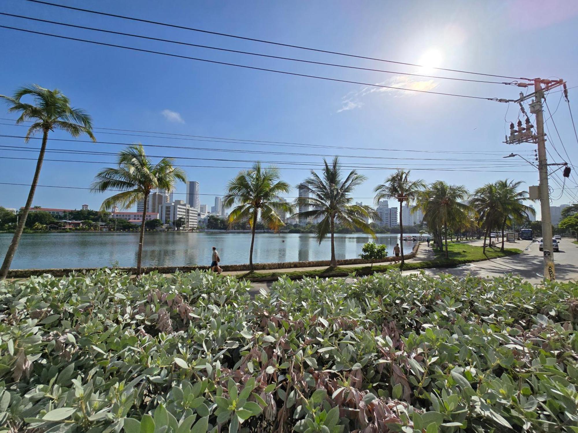Apartamento Moderna Con Balcón A Pasos De La Playa *